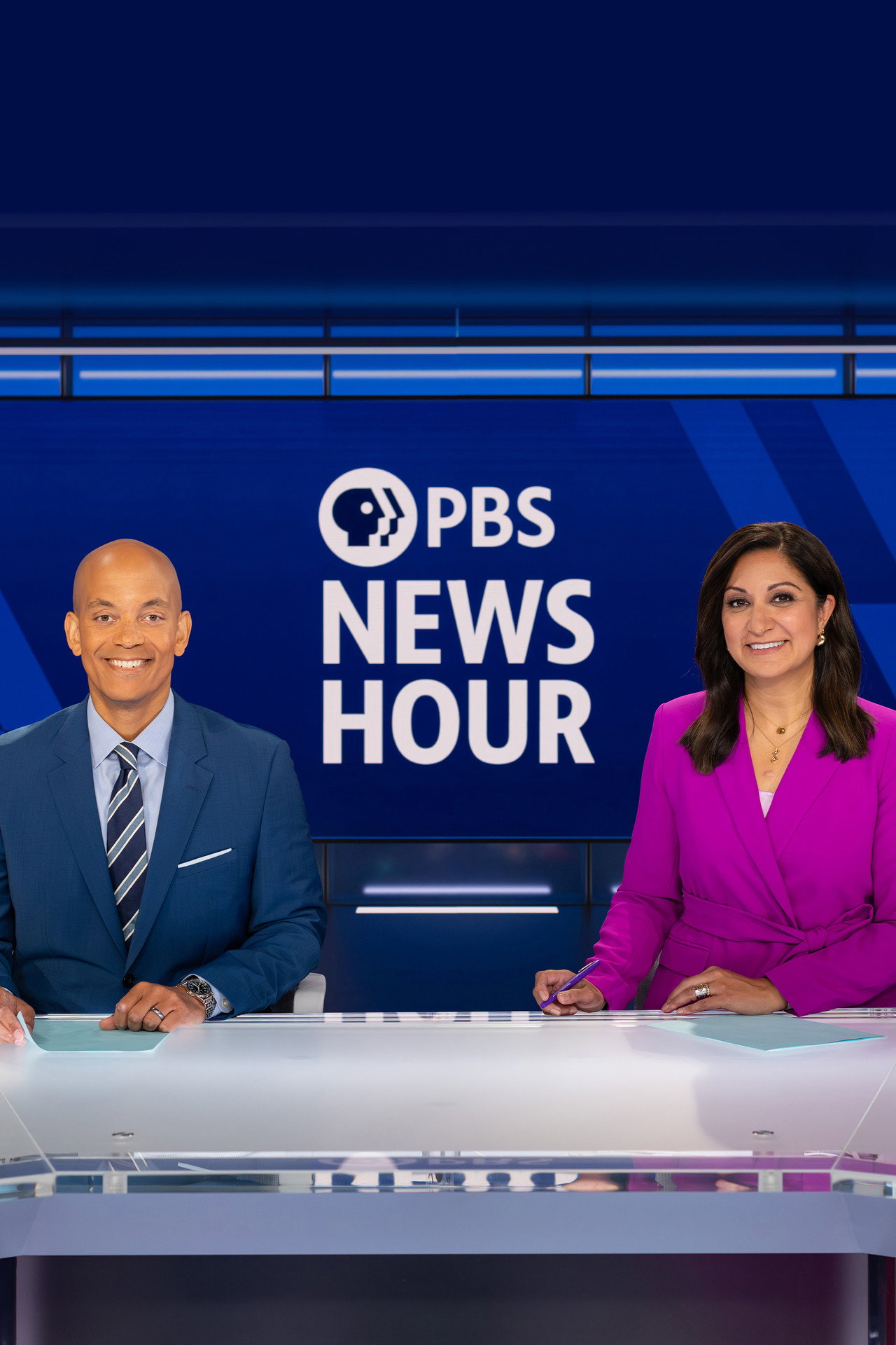 Pôster de PBS News Hour