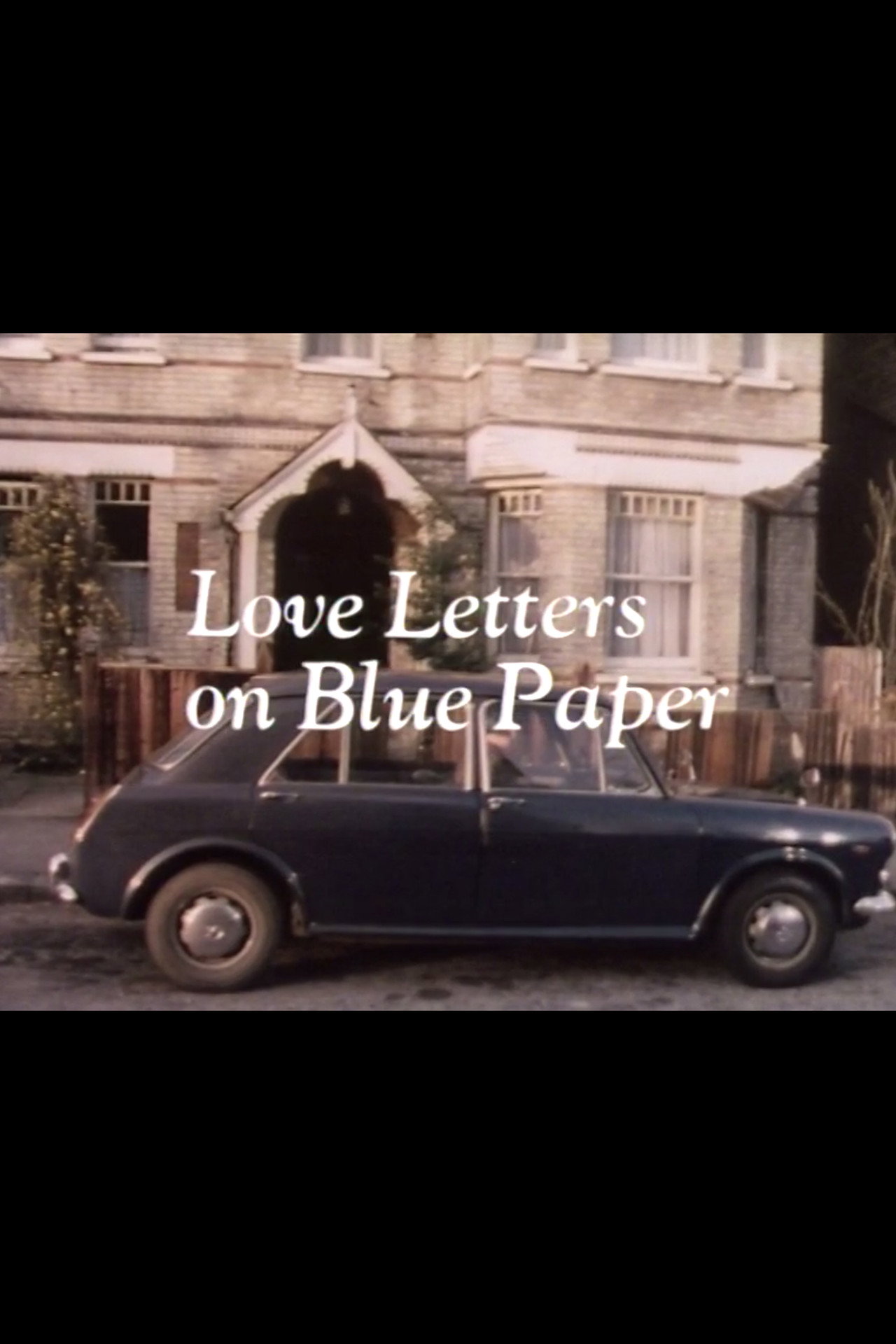 Pôster de Love Letters on Blue Paper