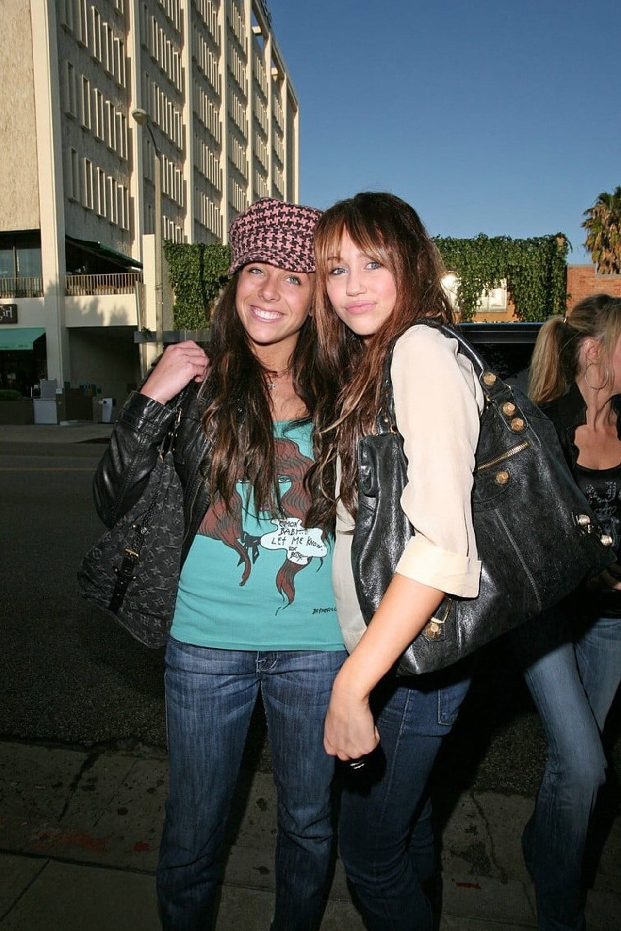 Pôster de The Miley and Mandy Show