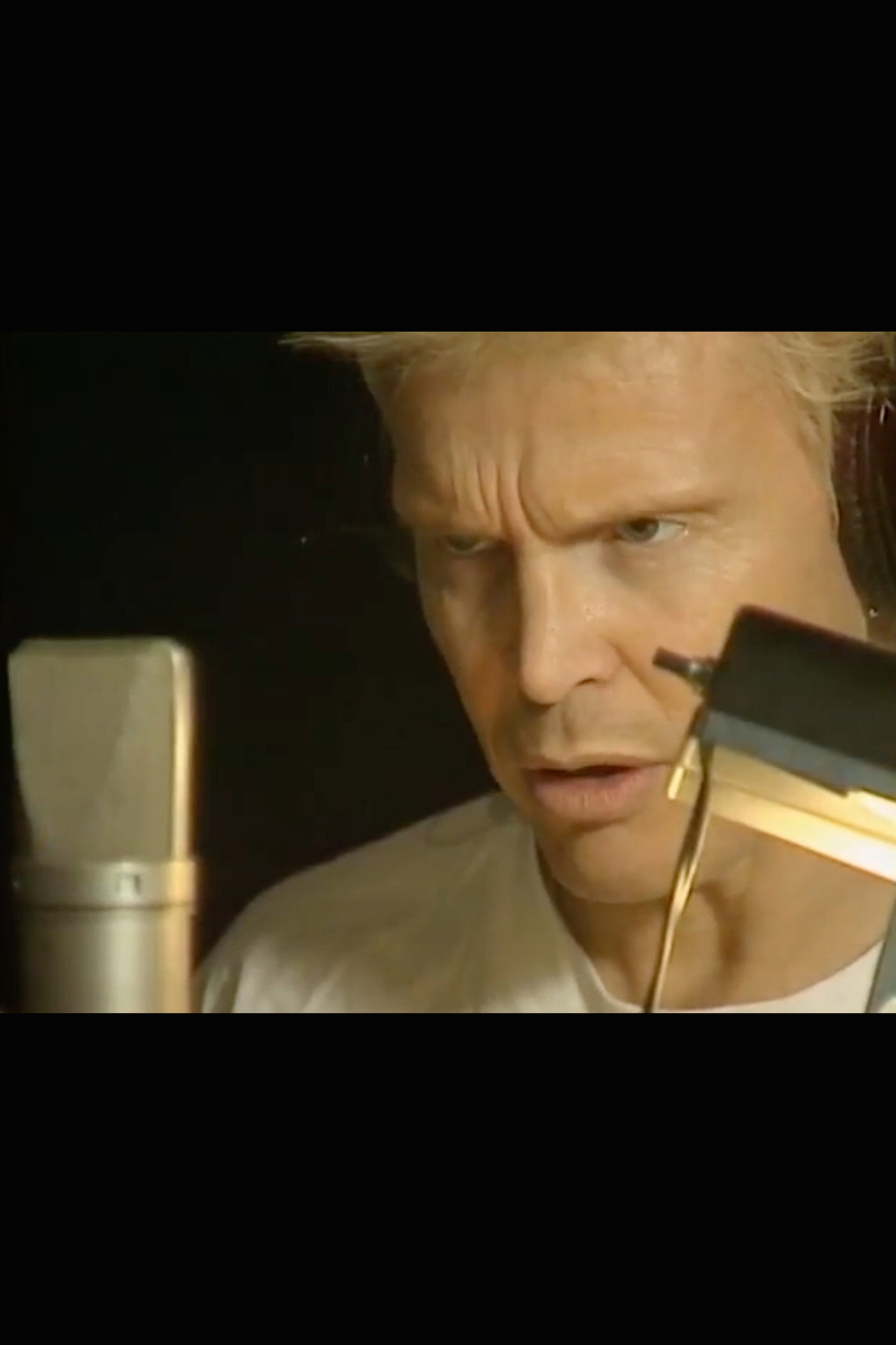 Pôster de Heavy Metal 2000: Voice Talent Featurette