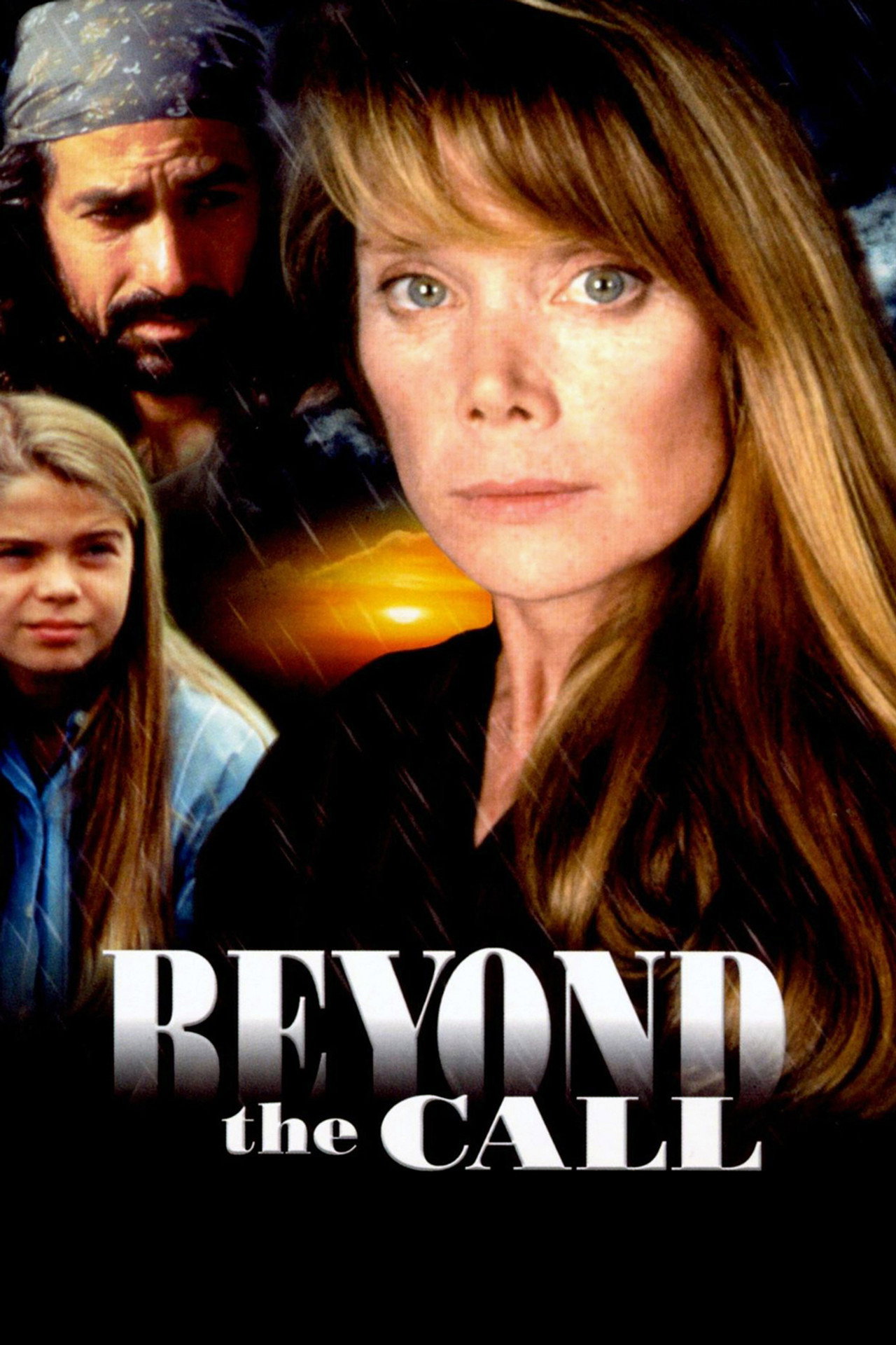 Pôster de Beyond the Call