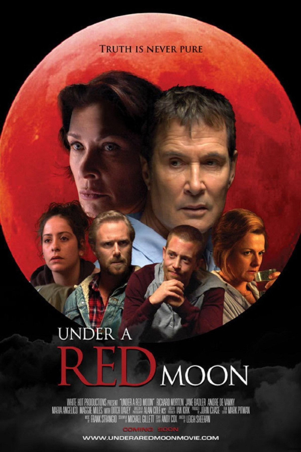 Pôster de Under a Red Moon